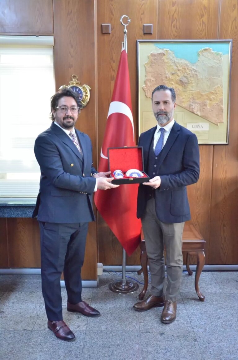 yunus-emre-enstitusu-trablusta-faaliyete-geciyor-4uurcUGI.jpg