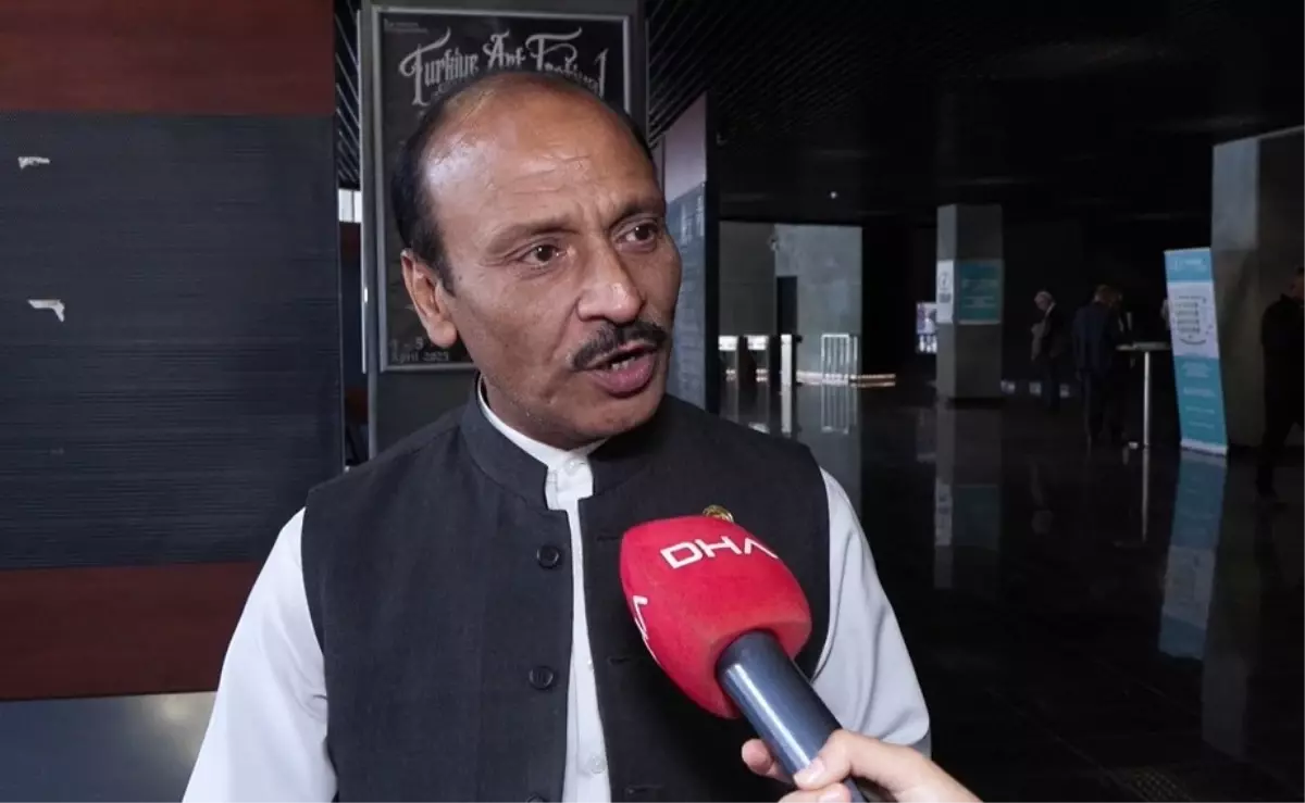 24 turk arap is birligi zirvesi istanbulda basladi dphuOtBa.jpg