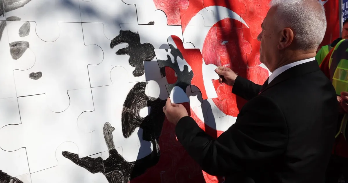 bursada cumhuriyet bayrami coskusu tOdzXzg5.webp