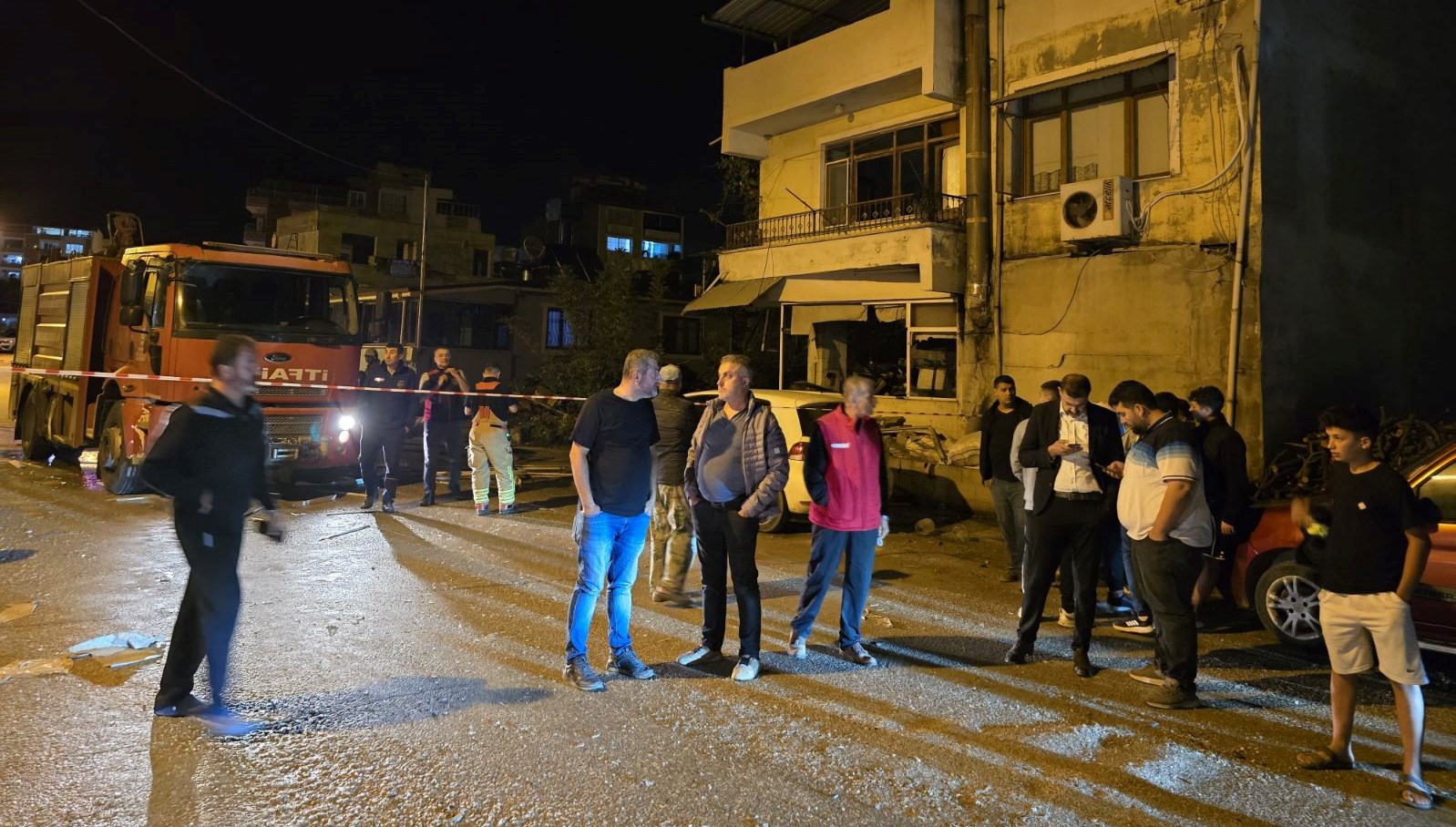 ekmek firininda patlama 9 kisi yaralandi juFwl4gp.jpg