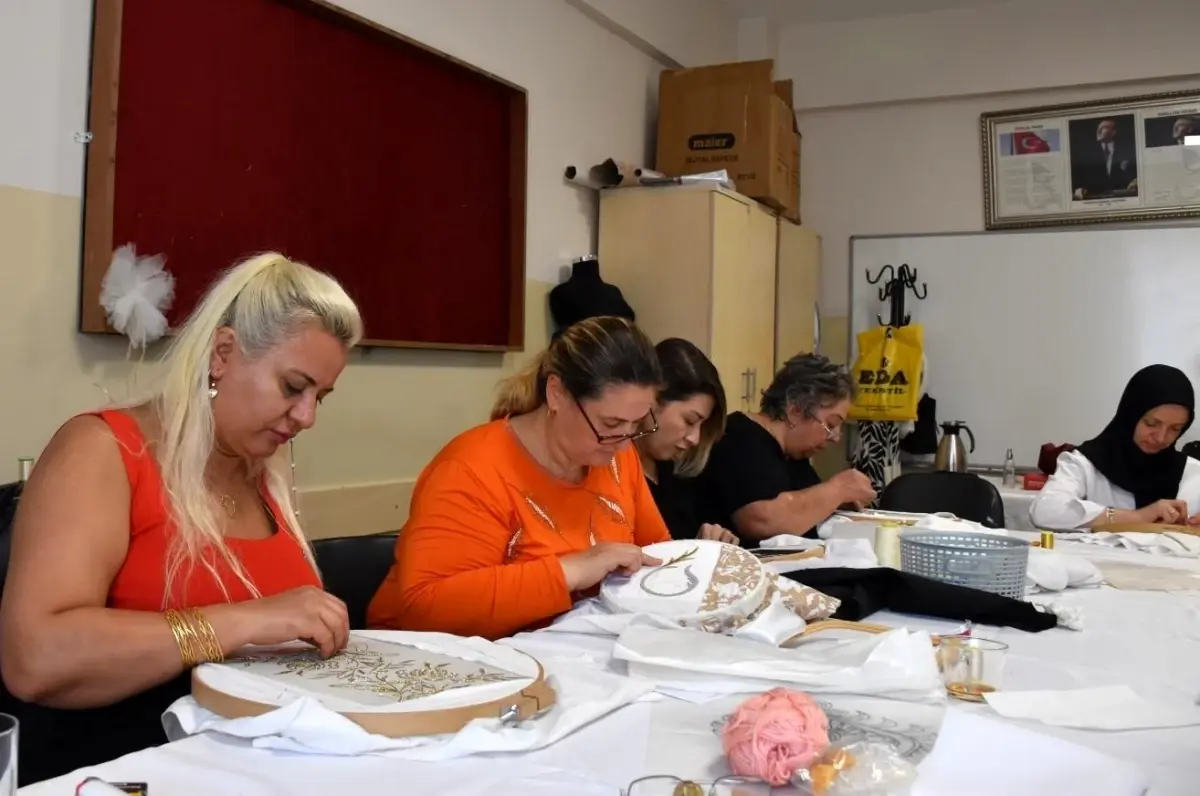 gaziantepte kadinlarin el sanatlariyla ekonomik kazanc elde etmesi destekleniyor zbqUTQbj.jpg