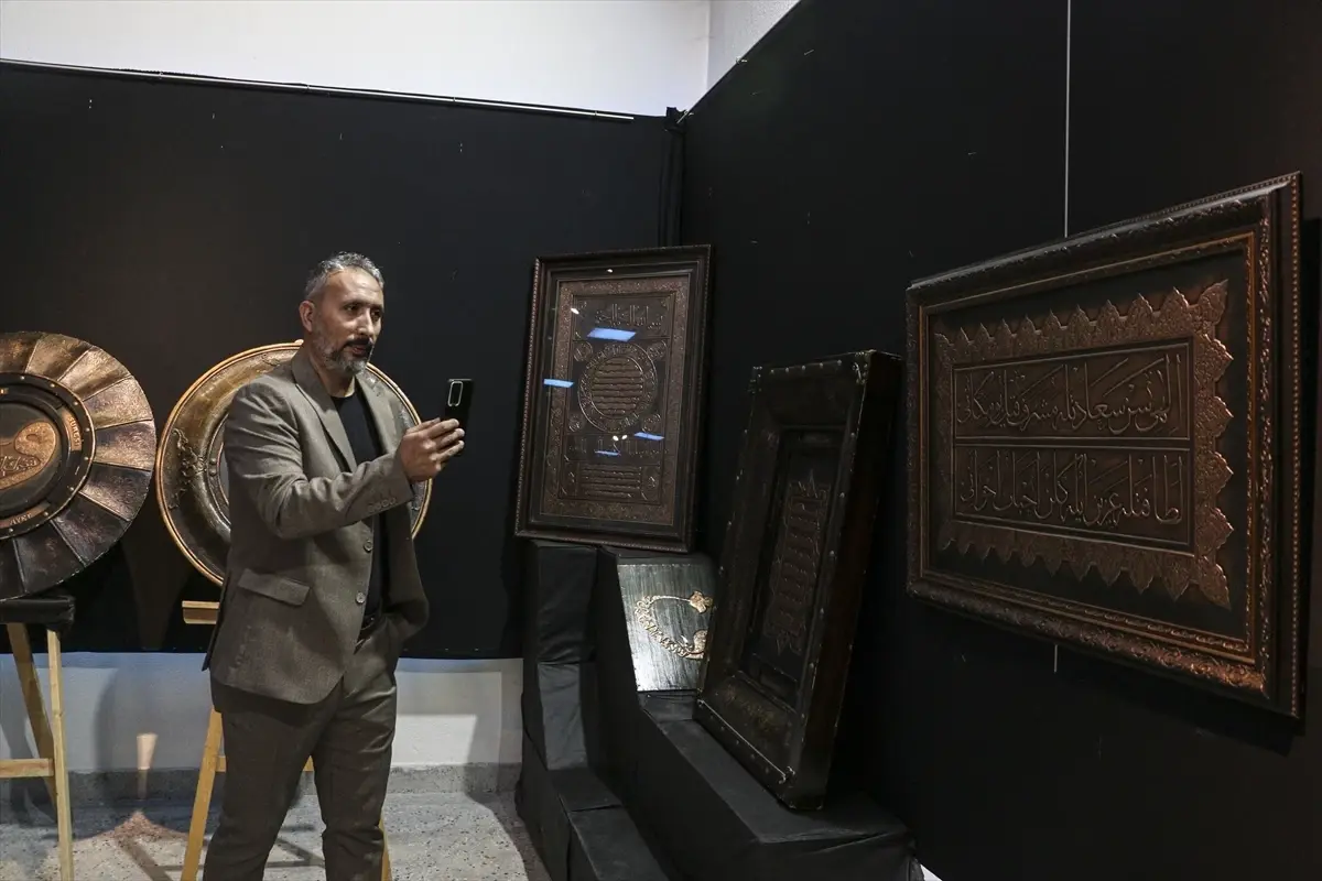 baskentte bakir rolyef ve hat sanati sergisi acildi ed2UYcfh.jpg